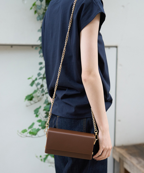 AULENTTIオーレンティ　DOLLARO スクエアショルダー AULENTTI/オーレンティ] DOLLARO スクエアショルダーバッグ