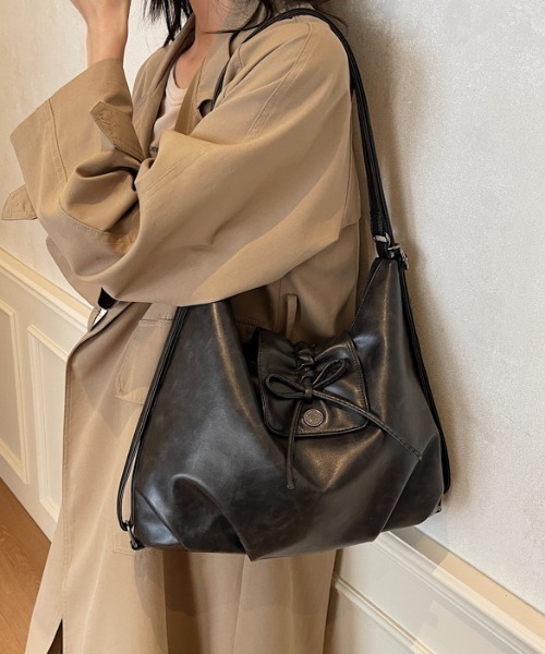 FREE STYLISTS ショルダーバッグ バッグ 「2WAY」 フェイクレザー