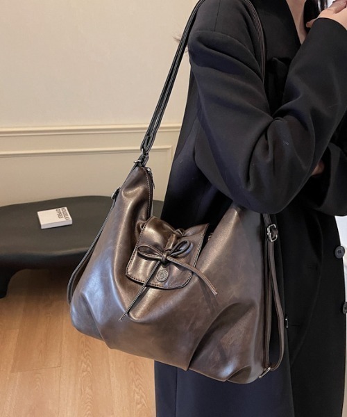FREE STYLISTS ショルダーバッグ バッグ 「2WAY」 フェイクレザー