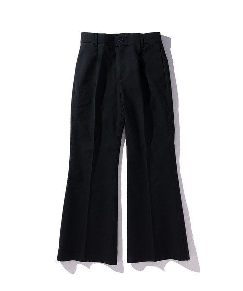 GOAT ESSENCE ブラック フレアパンツ GOAT ESSENCE TUCK FLARE PANTS 黒