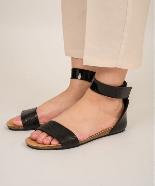 「PLAKTON」 フラットサンダル 38 ベージュ×ブラック レディース_画像5