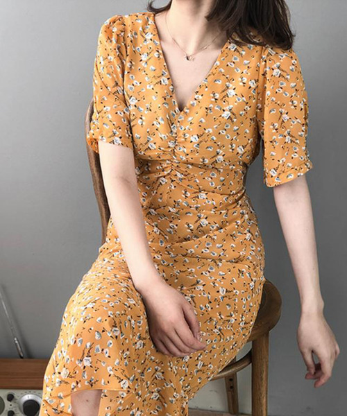 ワンピース 胸元ギャザー花柄ワンピース Zozotown Yahoo 店 通販 Yahoo ショッピング