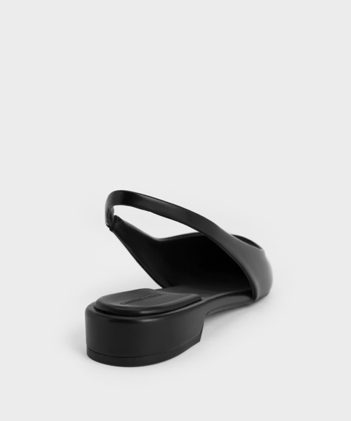 CHARLES ＆ KEITH パンプス ポインテッドトゥ ハイヴァンプ
