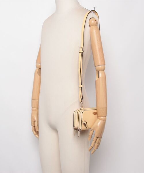 GUESS（ゲス） ショルダーバッグ バッグ BRAMINA Crossbody Organizer