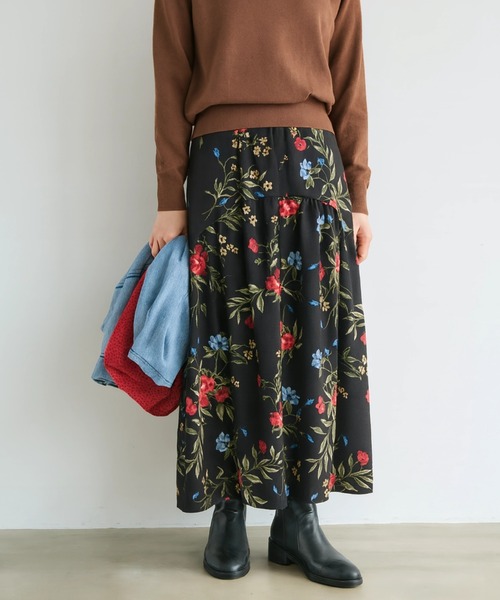 y♡新品♡今季品♡ジャガードローズプリントスカート ブラック SHIPS any:〈手洗い可能〉フラワー ジャカード タック スカート