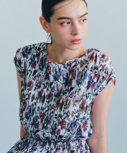 【完売商品】 YECCA VECCA フラワー柄プリーツワンピース YECCA VECCA｜フラワー柄プリーツワンピース | Rakuten Fashion