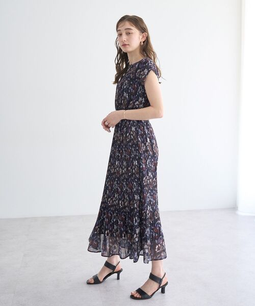 YECCA VECCA ワンピース フラワー柄プリーツワンピース