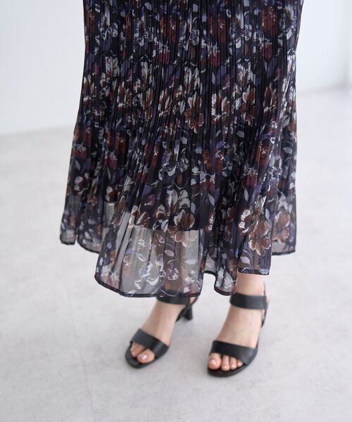 【完売商品】 YECCA VECCA フラワー柄プリーツワンピース YECCA VECCA｜フラワー柄プリーツワンピース | Rakuten Fashion