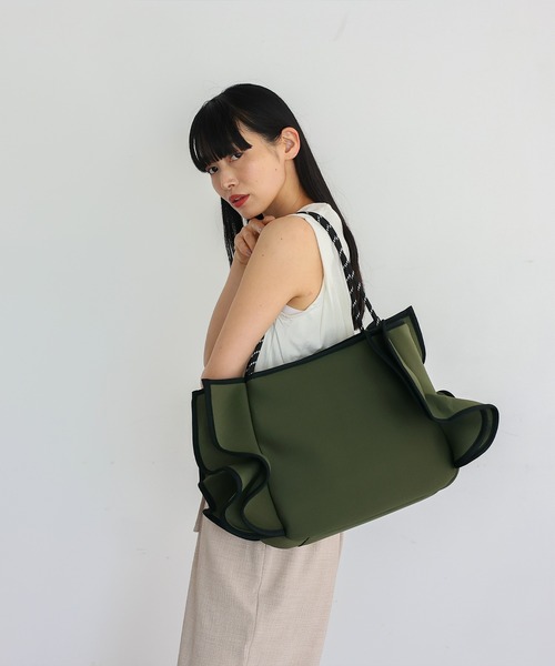 フリル付きビジネス•マザーズトートバッグ 020968df96ae318588498be0117408