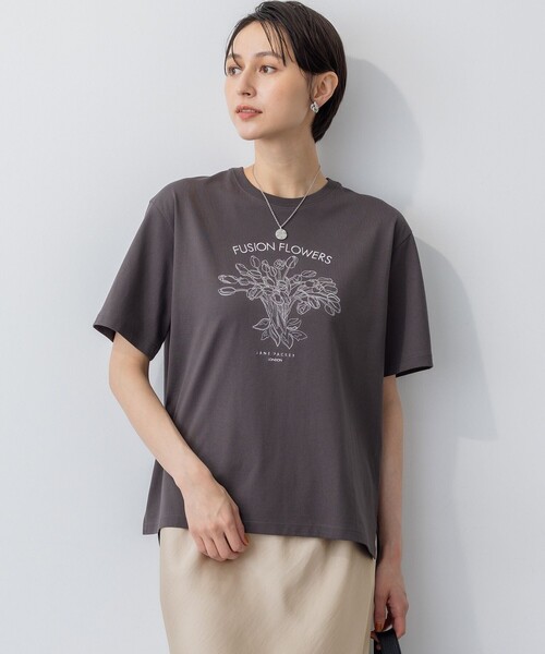 tシャツ 「洗える」JANE PACKERコラボ フラワー刺繍 Tシャツ