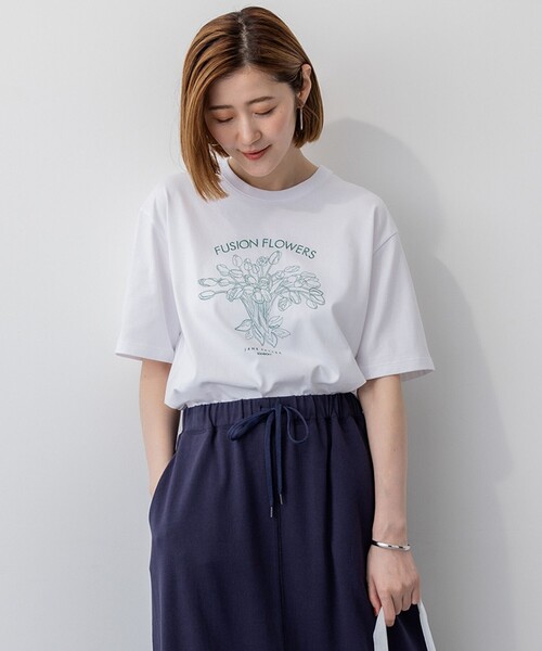 tシャツ 「洗える」JANE PACKERコラボ フラワー刺繍 Tシャツ
