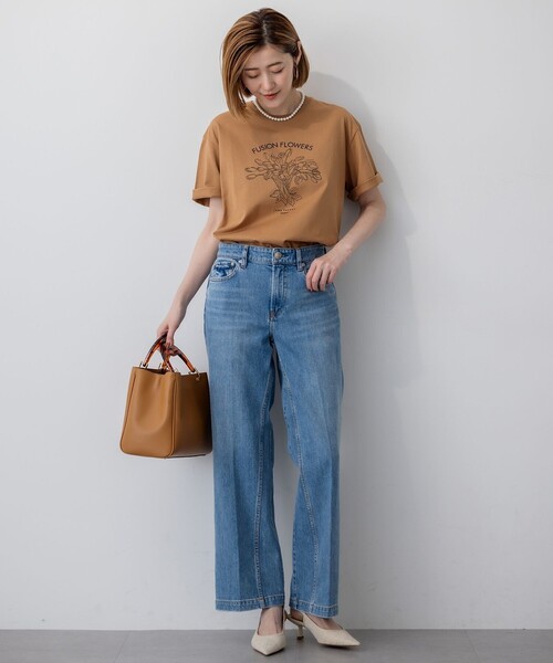 tシャツ 「洗える」JANE PACKERコラボ フラワー刺繍 Tシャツ