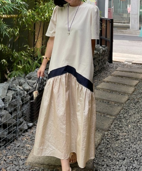 Aelina ワンピース 異素材切り替え半袖クルーネックワンピース Aelina ワンピース 異素材切り替え半袖クルーネックワンピース