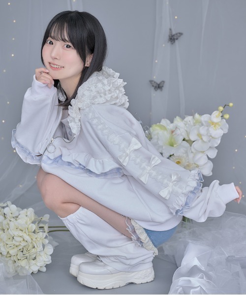ililil パーカー 「ililil/イルイルイル」「生クリームフリルの