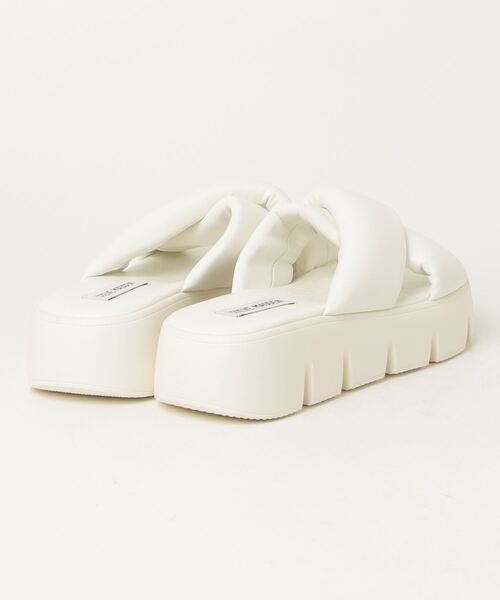 「STEVE MADDEN」 フラットサンダル 24.5cm ホワイト レディース_画像2
