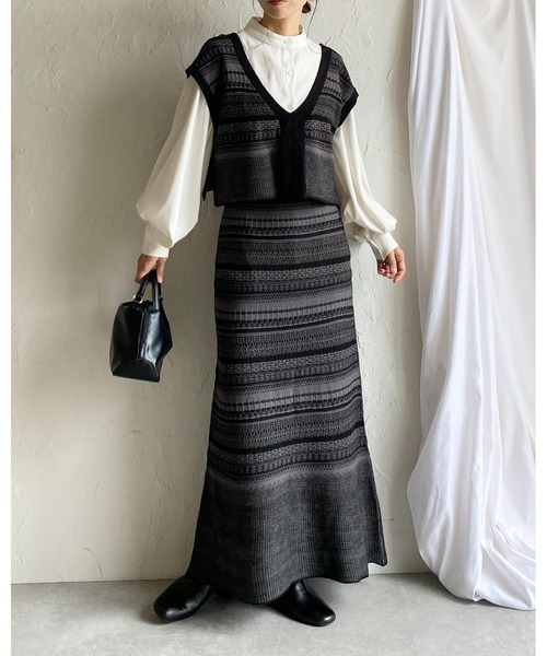 She's Closet ベスト ジレ 深Vネック配色ジャガード柄ショートニット