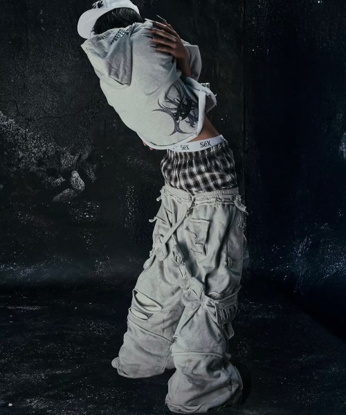 COZY WORLDWIDE パーカー 「Cozy world Wide」”TECH G1RL” STUDDED