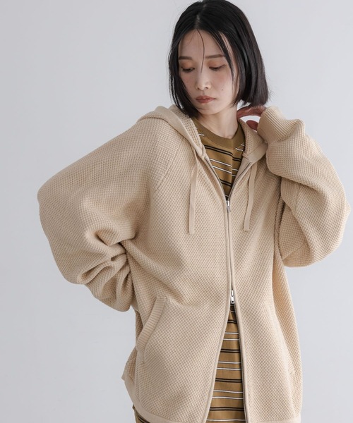 FOXEY ベージュ カーディガン　ショートフーディ　7分袖　パーカー　リネン LOWRYS FARM（ローリーズファーム） カーディガン 「LFM(U)」ニット
