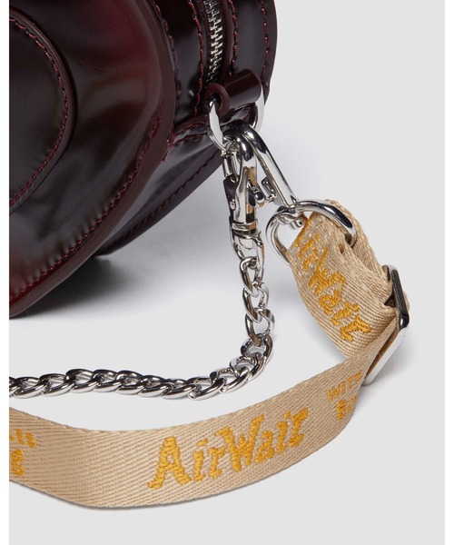 「Dr. Martens」 ショルダーバッグ FREE レッド レディースの画像