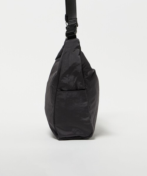 【新品未使用】BEAUTY&YOUTHユナイテッドアローズ　ショルダーバッグ BEAUTY＆YOUTH UNITED ARROWS ショルダーバッグ ライト ナイロン