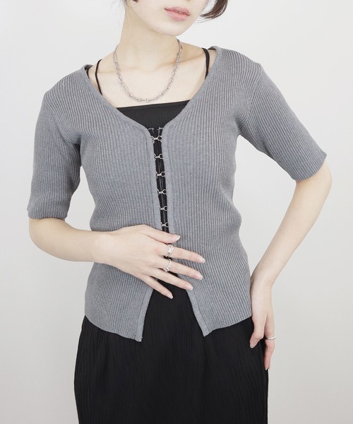 Reurie'（レウリィ） tシャツ 半袖 フロントホック半袖トップス