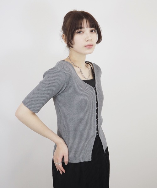 Reurie'（レウリィ） tシャツ 半袖 フロントホック半袖トップス