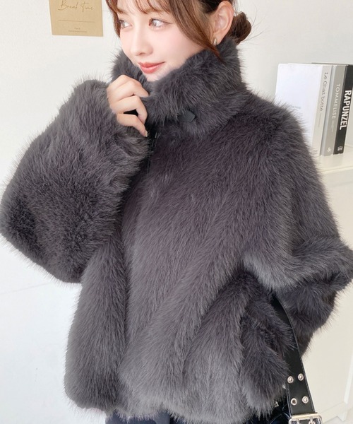 KTZ ファー ブルゾン アーカイブ 未使用級 レアデザイン ふわもこ ウサ耳ロゴファーBIGブルゾン | VOLCAN&APHRODITE