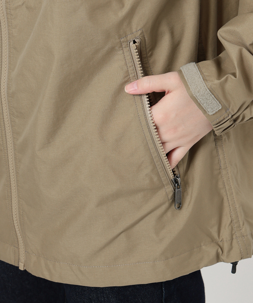 THE NORTH FACE レディースコート、ジャケット（色：ベージュ系