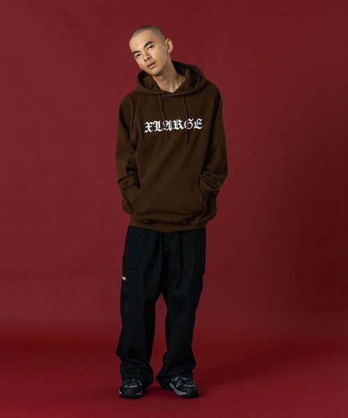 XLARGE（エクストラ ラージ） パーカー OLD ENGLISH PULLOVER HOODED