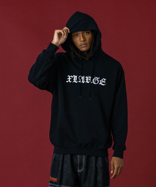 XLARGE（エクストラ ラージ） パーカー OLD ENGLISH PULLOVER HOODED
