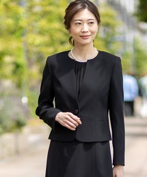 美品　キャット　160　フォーマル　セットアップ　黒　卒服　ブラック　スーツ CARETTE セットアップ 洗える ノーカラージャケットのブラック