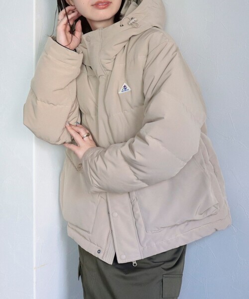 ゲバコダウンジャケット美品ベージュサイズ36/ GEVACO（ゲバコ） ダウンジャケット 36 ベージュ レディース