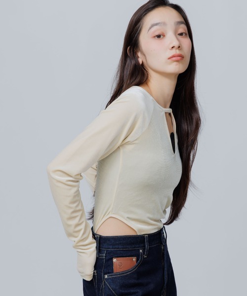 tシャツ decollete cut-out bodysuit（デコルテカットボディースーツ