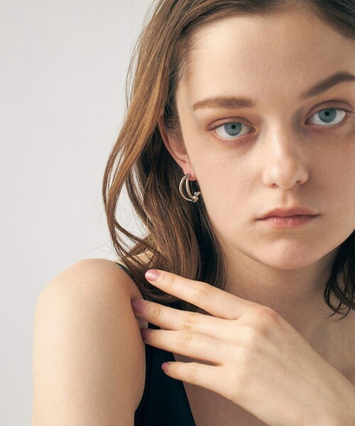 ete ノット ピアス プラチナム ノット ピアス | ete bijoux (Women)/エテ ビジュー | 三越