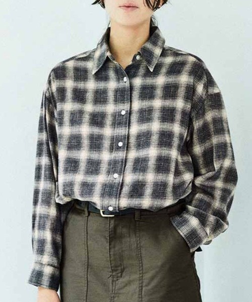 ブラウス シャツ ＴＨＲＥＥ　ＦＩＦＴＹ　ＳＴＡＮＤＡＲＤオンブレチェックシャツ「ブラック」 レディース