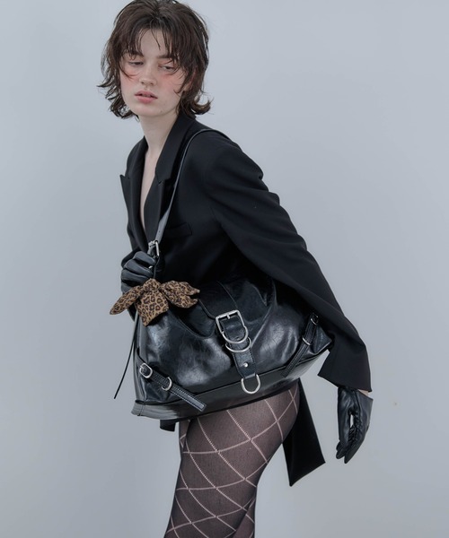 RARETOKYO様 CD バーガンディ パテントレザー ショルダーバッグ Carmelo ショルダーバッグ バッグ パテントレザーライク ミディアム