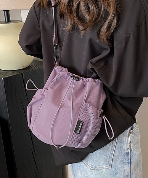 新品　IENA エスロー DRAWSTRING ショルダーバッグ 巾着 パープル 新品 IENA エスロー DRAWSTRING ショルダーバッグ 巾着 パープル