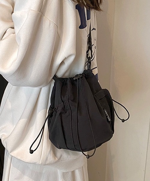 IRADOWL（アイラドール） ショルダーバッグ バッグ ナイロン素材巾着