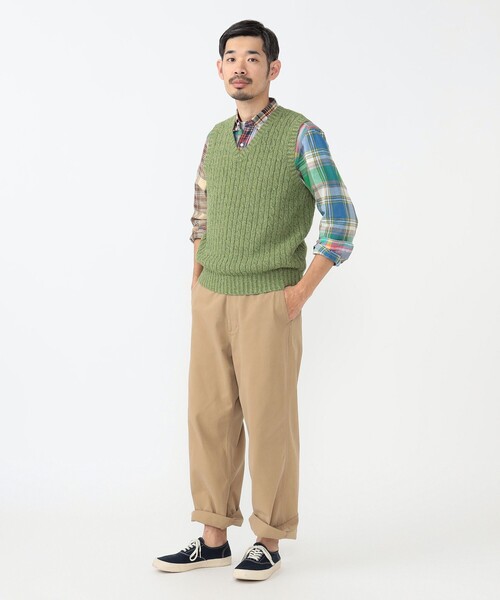 Ernie Palo グリーンコットンリネンベスト グリーンとネイビーの販売〈全3色〉柔糸を紡いだサマーニット