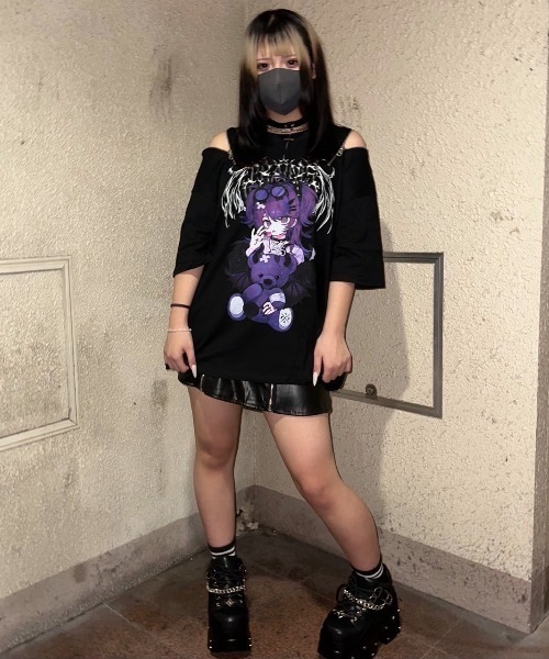 TRAVAS TOKYO/トラバス トーキョー』てぃらコラボイラストTシャツ TRAVAS TOKYO/トラバス トーキョー』てぃらコラボイラスト