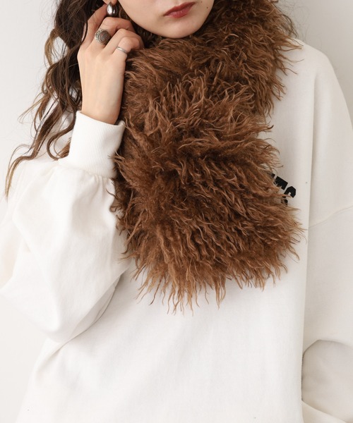 chesty フードファーストール❤︎ UNITED ARROWS（ユナイテッドアローズ）の「UWFM ミックスファー