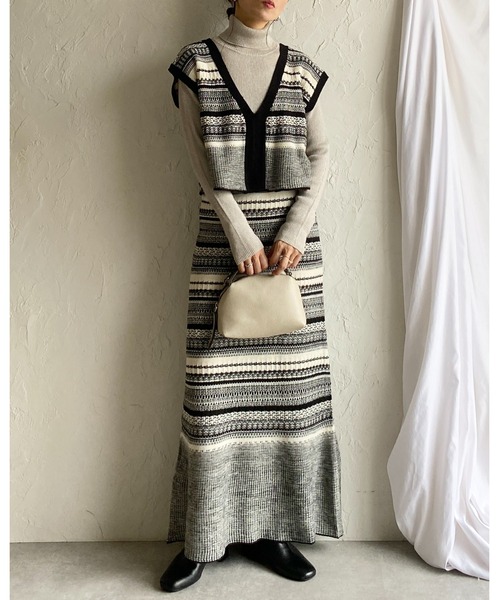 She's Closet セットアップ 配色ジャガード深vネックニットベスト