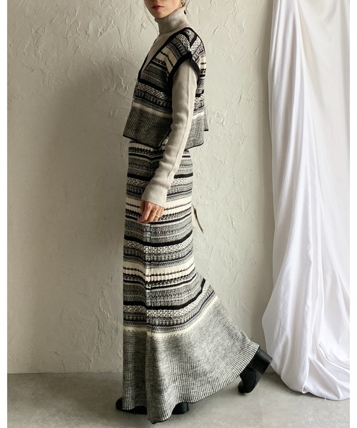 She's Closet セットアップ 配色ジャガード深vネックニットベスト