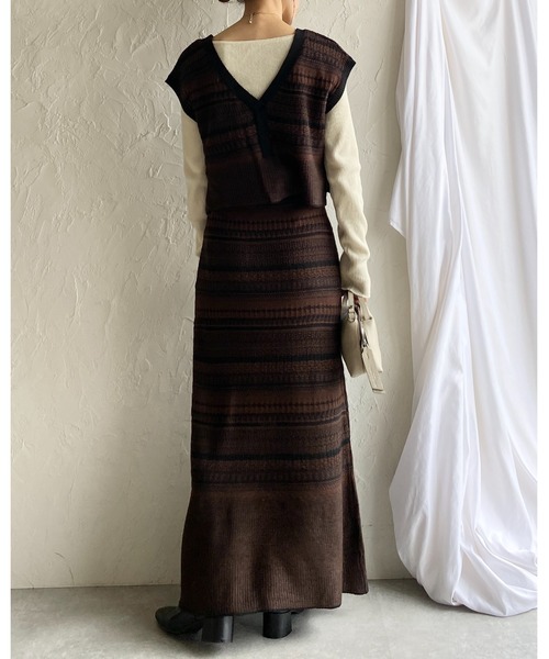 She's Closet セットアップ 配色ジャガード深vネックニットベスト