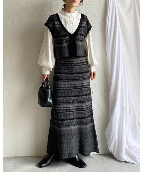 She's Closet セットアップ 配色ジャガード深vネックニットベスト