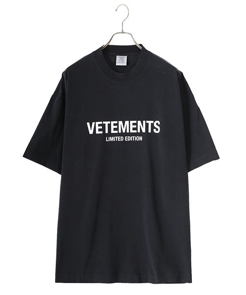 VETEMENTS」 半袖Tシャツ X-SMALL ブラック系その他 メンズ : ZOZOTOWN 