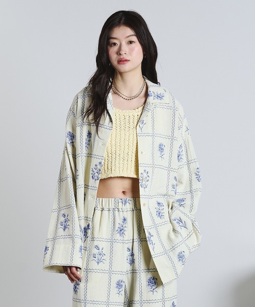 ROSE BUD（ローズバッド） パーカー (mag.by c)EMBROIDERY L/S SHIRT