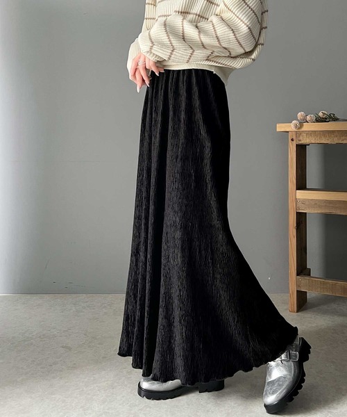 classicalelf（クラシカルエルフ） スカート 光沢感と揺れが美しい