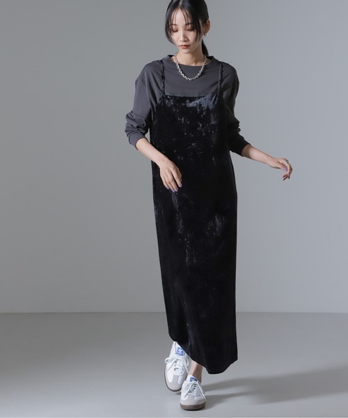 【新品未使用】nowos 新作！Velour Mini Dress Neue Velour Dress – THE TOÉ