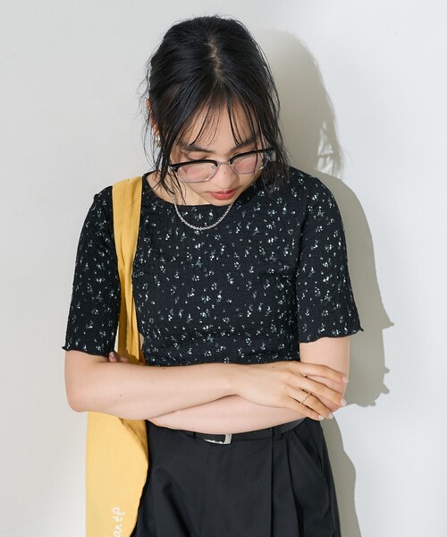 花柄 半袖Tシャツ 黒 FREAK'S STORE（フリークスストア） tシャツ 半袖 花柄 ストレッチ